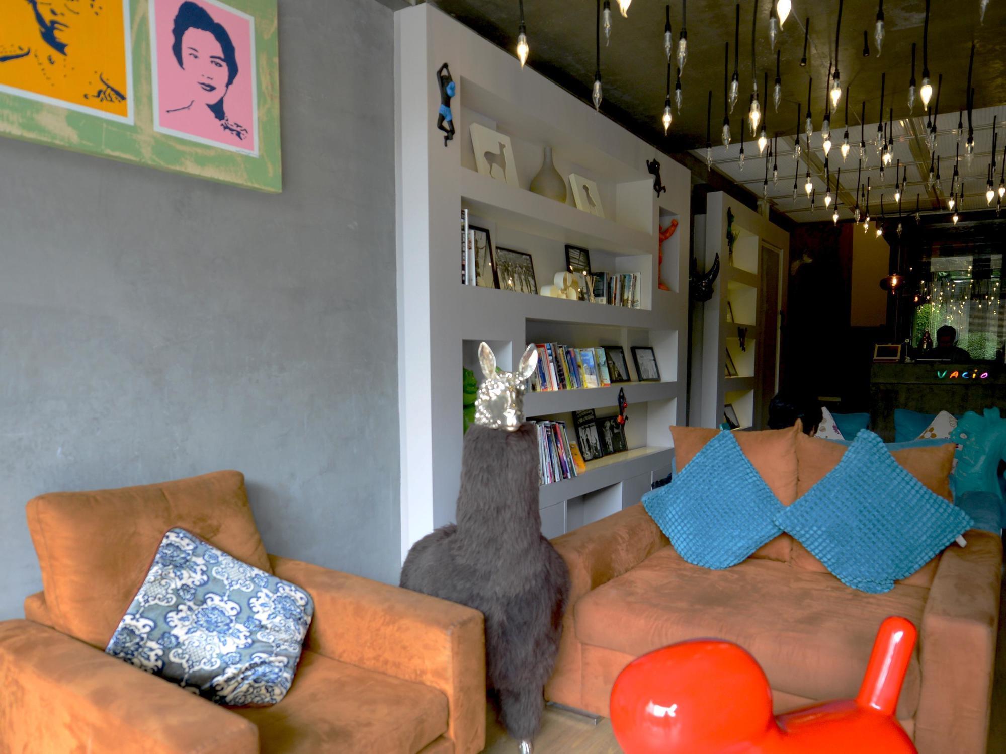 Vacio Suite Bangkok Luaran gambar