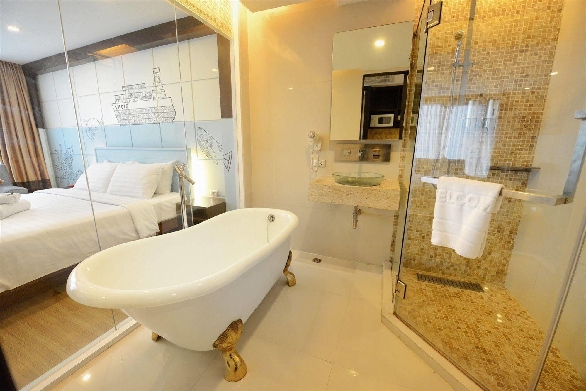 Vacio Suite Bangkok Luaran gambar