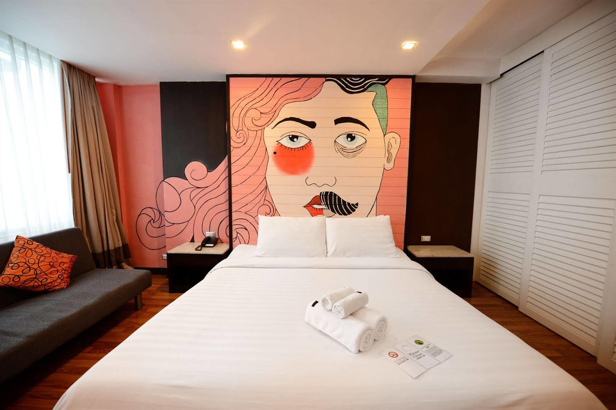 Vacio Suite Bangkok Luaran gambar