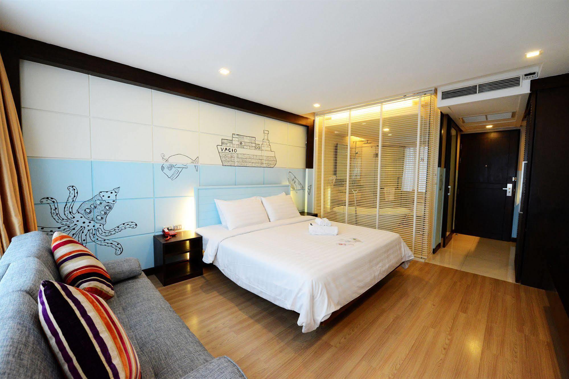 Vacio Suite Bangkok Luaran gambar