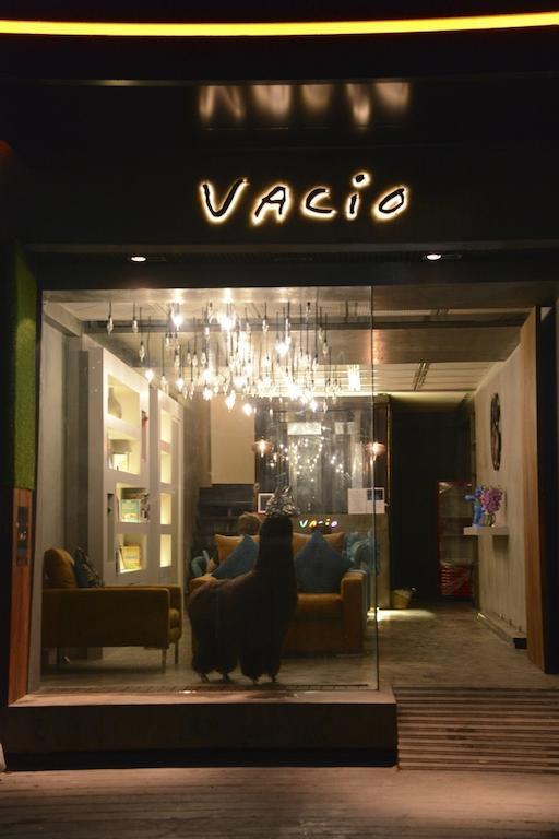 Vacio Suite Bangkok Luaran gambar